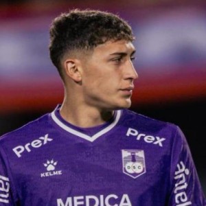 世体：乌拉圭小将帕西菲科启程前往巴萨，明天到达后签约合同